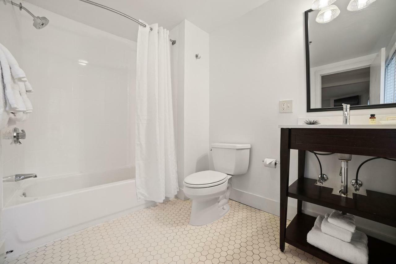 Seven Hills Inn Lenox Dış mekan fotoğraf