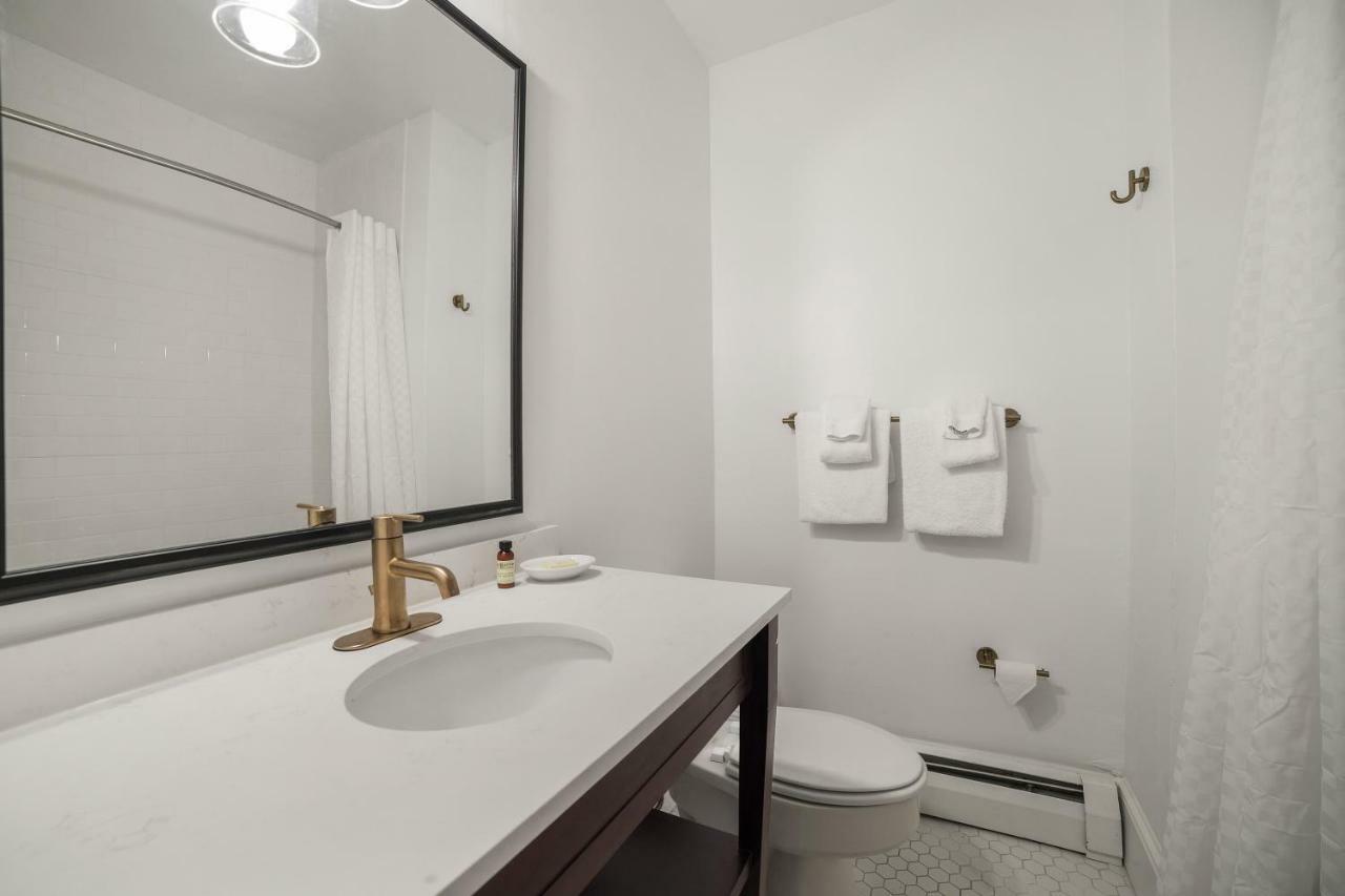 Seven Hills Inn Lenox Dış mekan fotoğraf